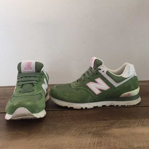 new balance 574 green suede